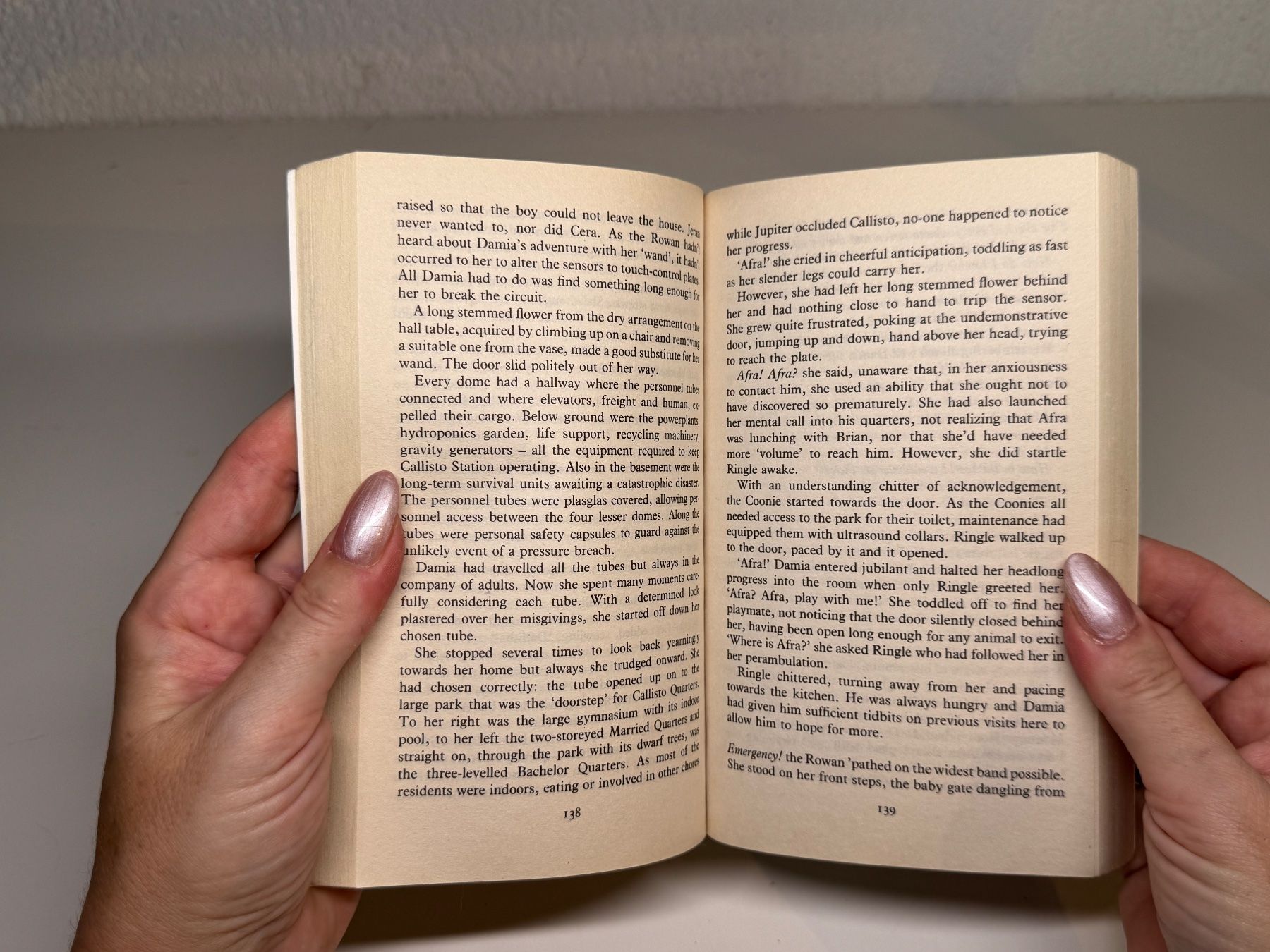 Libri: NOVEL: Anne McCaffrey, Damia – Usato da Grosswangen venduto da English_books 6