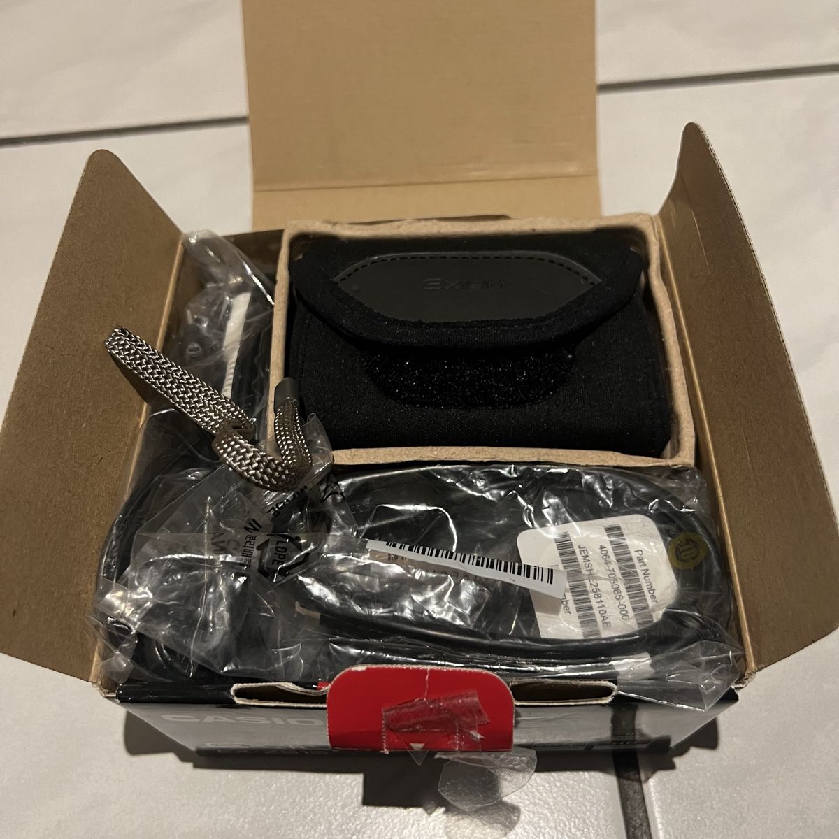 Casio Kamera: Casio Exilim EX-ZS15 Digitalkamera Rot Touchscreen – Gebraucht aus Unterkulm von Sita013 8