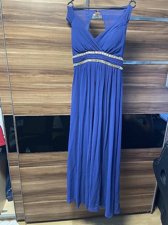 Vestiti: Abendkleid Gr. M – Usato da Rotkreuz venduto da Nitella