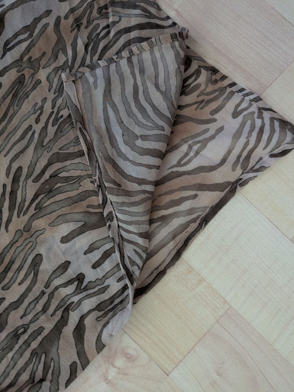 Camicette: Seidenbluse Sunny Leigh, Zebra-Muster, Gr. L – Usato da Rieden AG venduto da juliarieden 6