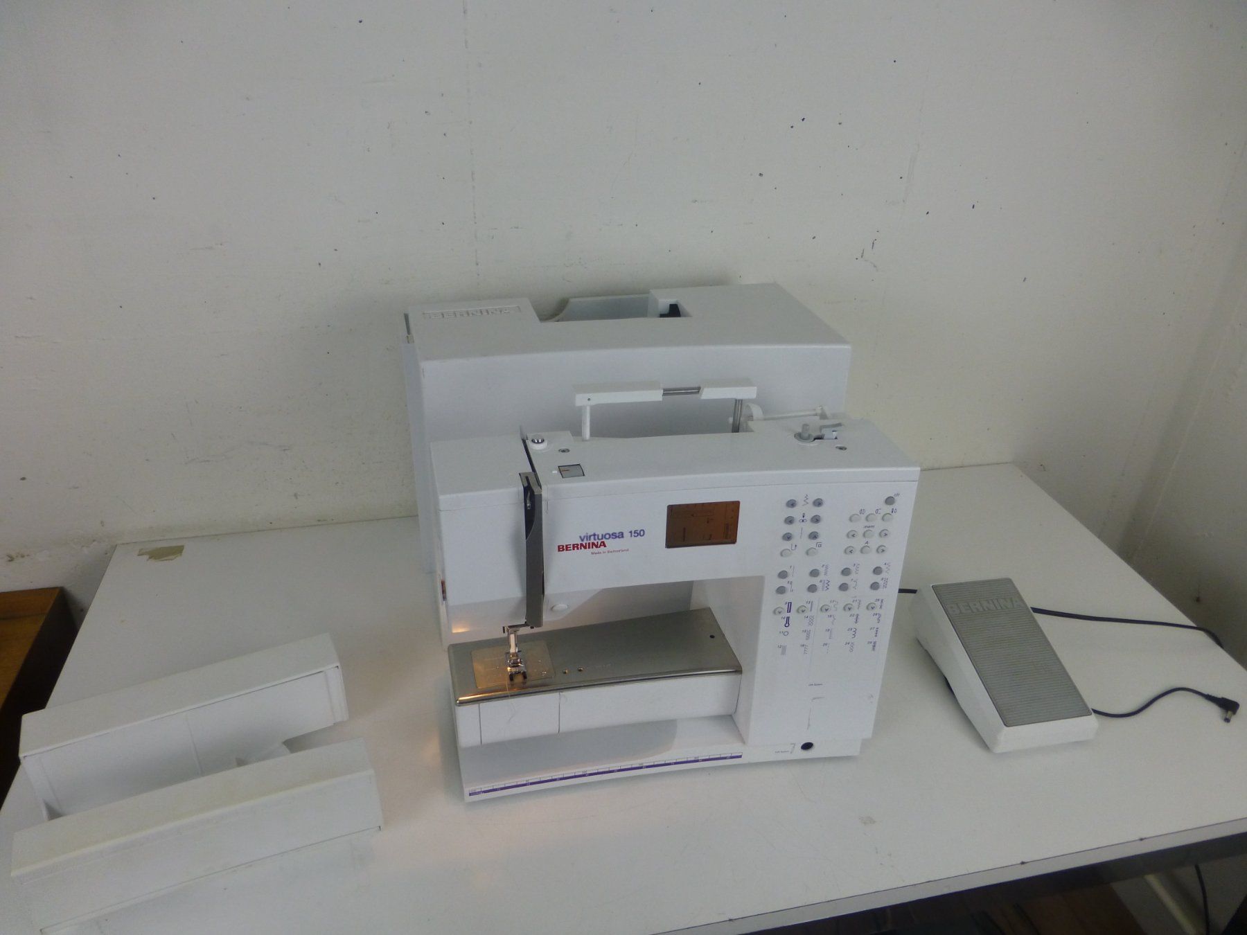 Bernina Macchine da cucire: BERNINA Activa 150 mit Original Koffer – Nuovo e nell'imballaggio originale da Fahrweid venduto da ekv 5