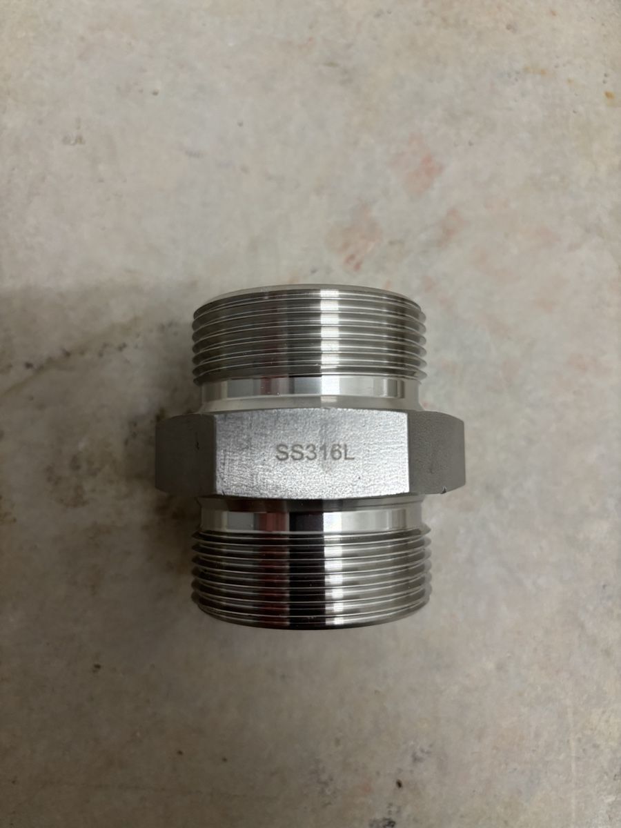 Robinetterie: Doppelnippel 1 1/2 Zoll – Neuf (Voir description) à Altnau par Danielino