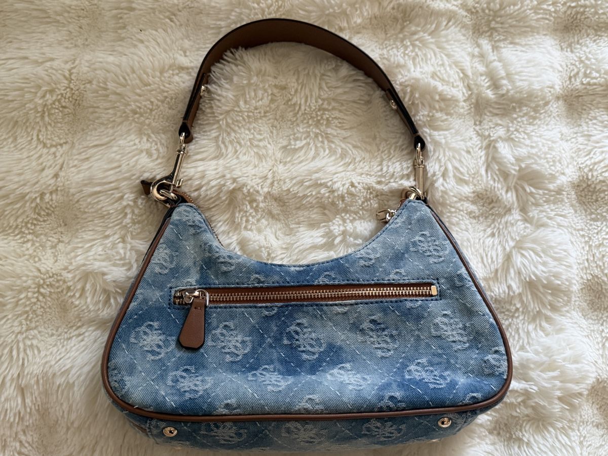 Guess Taschen für Damen: GUESS Denim Monogram Schultertasche – Neu (gemäss Beschreibung) aus Aarburg von manju2007 2