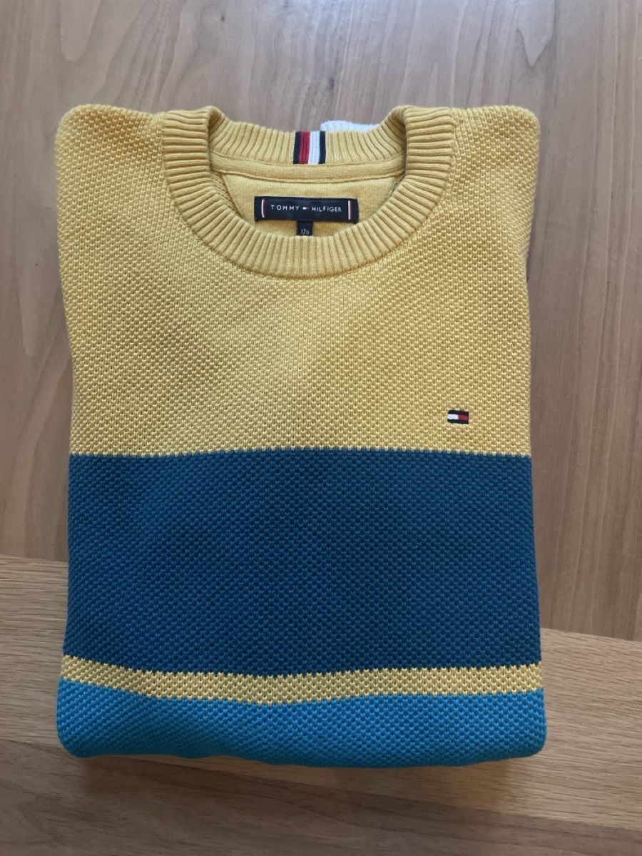Tommy Hilfiger Pulls et sweat-shirts: Pullover Tommy Hilfiger 176 neuwertig  – D'occasion à Fribourg par Mymikrakra01 6
