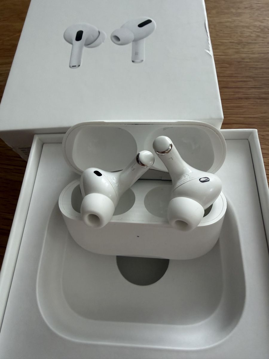 Apple Casques audio: Airpods Pro – D'occasion à Lenzburg par Jet_mir 4