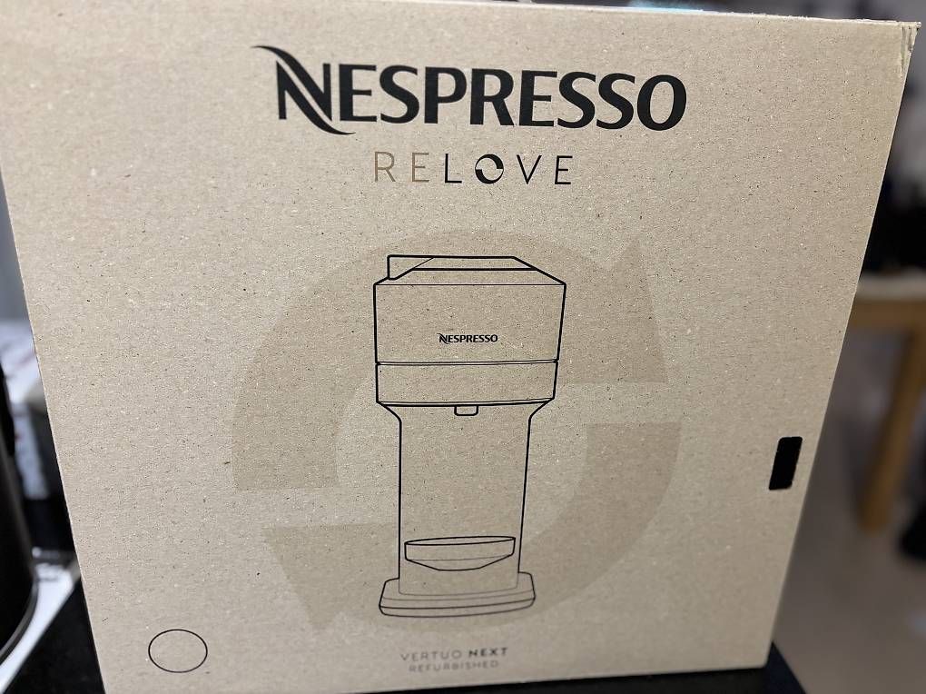 Nespresso Kaffeemaschinen & Espressomaschinen: Nespresso RELOVE VERTUO Kaffeemaschine – Gebraucht aus Uetendorf von Lagi00 3