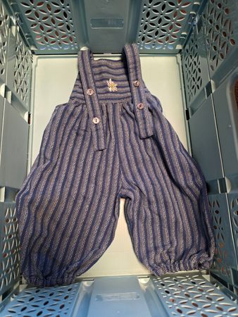 Herzige Edelweiss Latzhose von Jenni in 74 guter Zustand