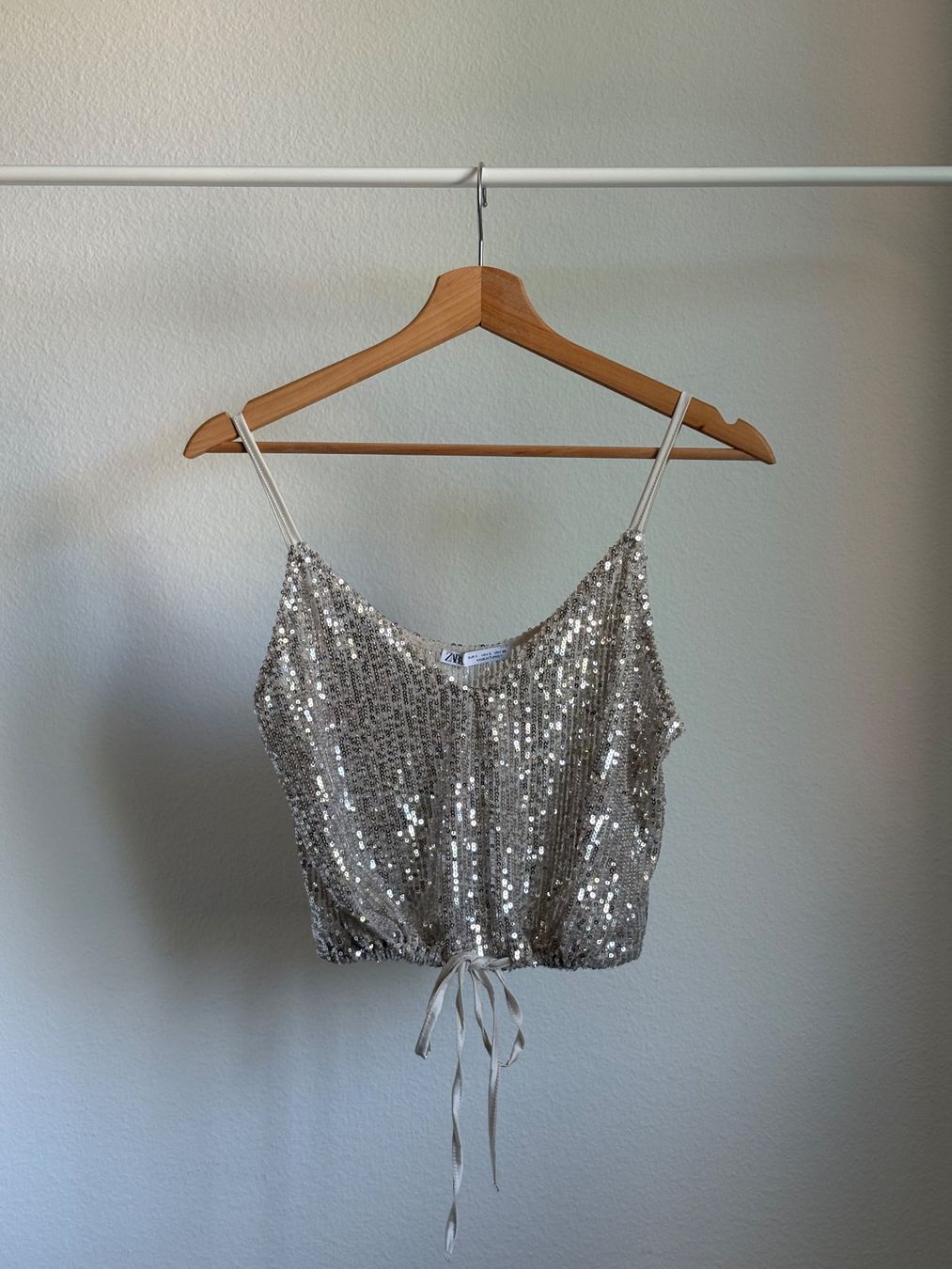 Zara Top: Top mit Pailletten – Usato da Zürich venduto da bbbggg 1