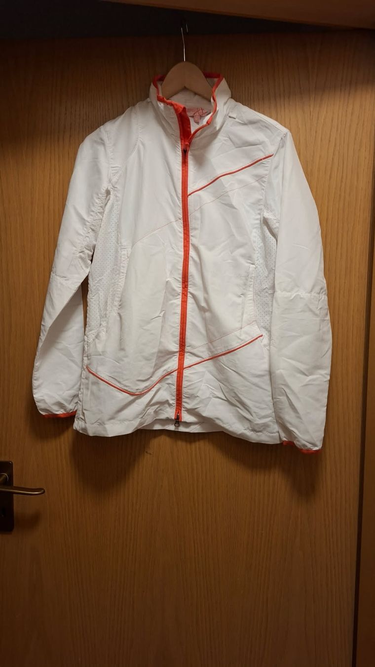 Tchibo Giacche: leichte Sportjacke von Tchibo – Usato da Fischbach-Göslikon venduto da Rainbow88