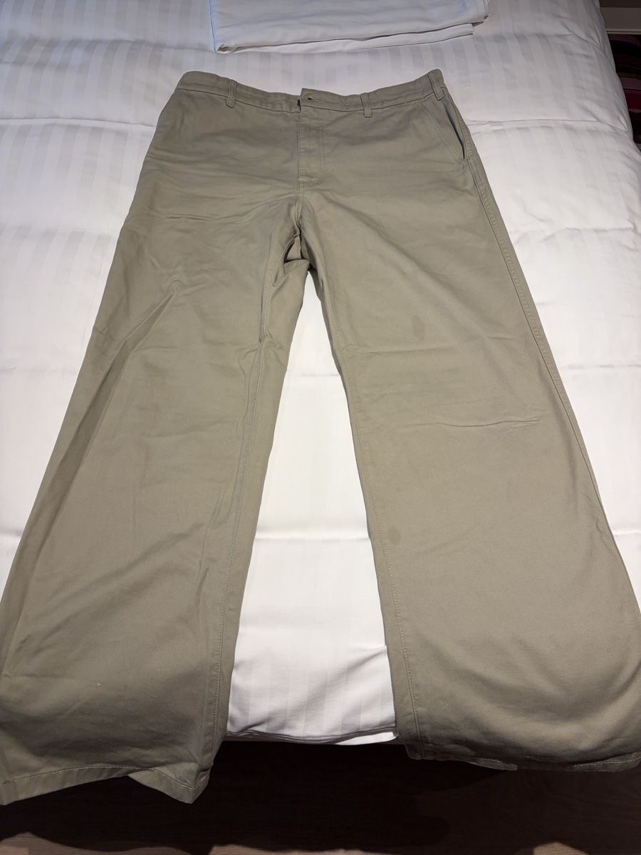 Celine Pantaloni: Celine Chinos – Usato da Kilchberg ZH venduto da chw_75d9
