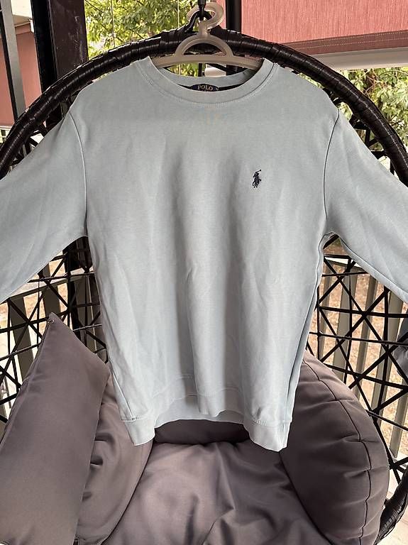 Pullover & Sweatshirts: Polo Pullover – Gebraucht aus Zürich von muz_2sy7 1