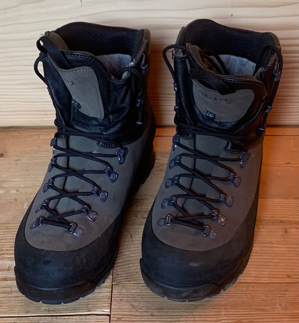 Aku Scarpe da uomo: Kampfstiefel KS 14 der CH Armee Grösse 45 – Nuovo (secondo la descrizione) da Goldingen venduto da Bergler012 1