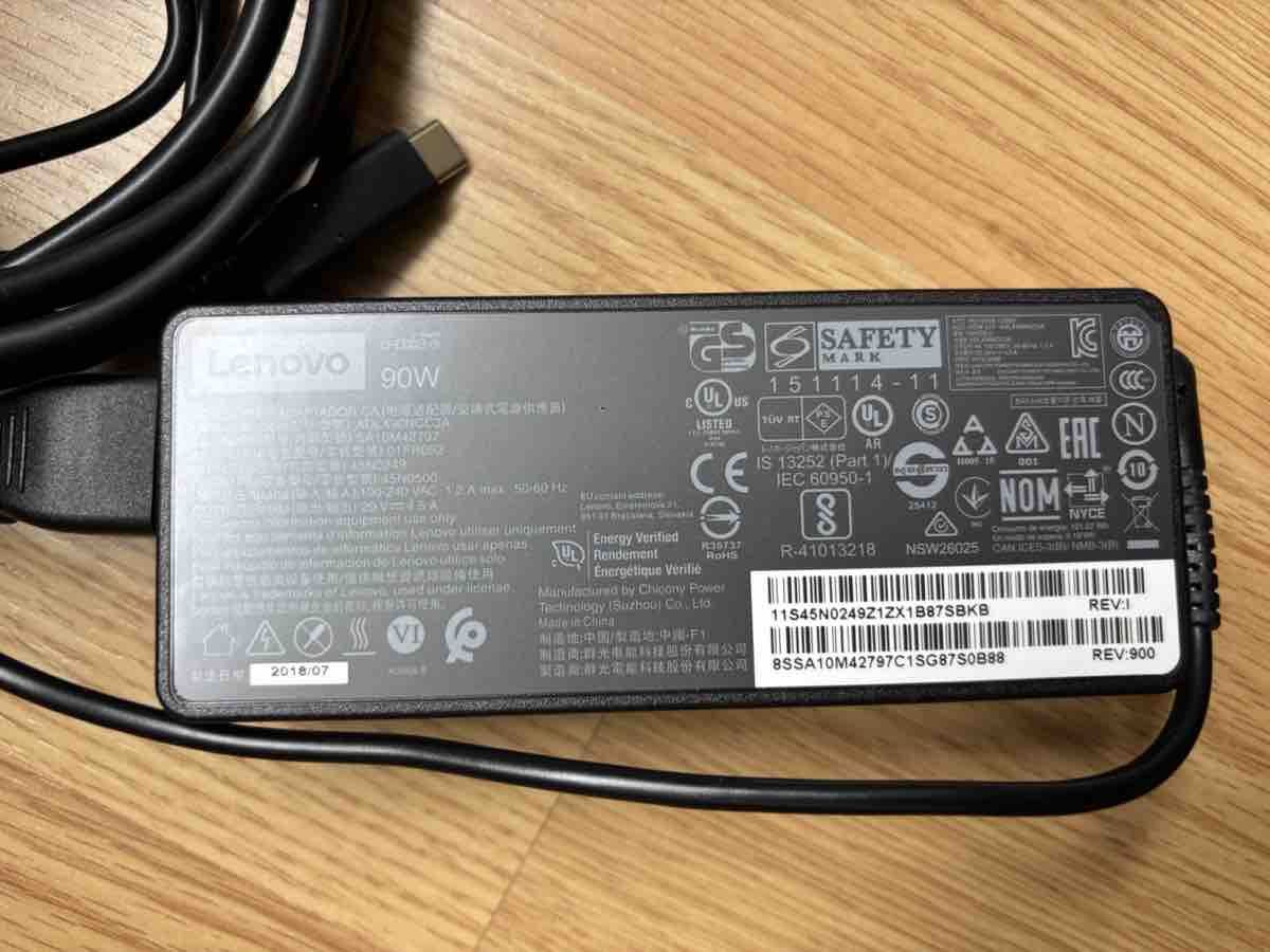 Lenovo Docking station: Lenovo ThinkPad Dockingstation mit 90W Netzteil – Usato da Wabern venduto da julie.bern 3