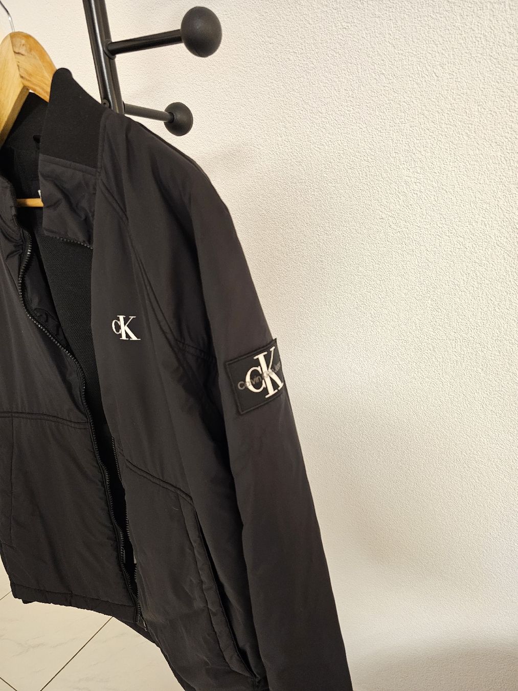 Calvin Klein Giacche: Calvin Klein Jacke – Nuovo (secondo la descrizione) da Wetzikon ZH venduto da sel_tdz8 1