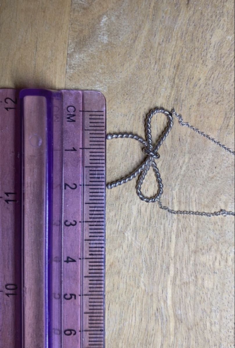 Tiffany & Co. Catenine: Girocollo Tiffany & Co fiocco argento – Usato da Baden venduto da LucyPeckam32 5