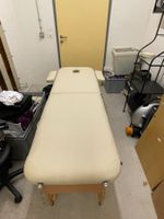 Massageliege klappbar beige mit Tasche guter Zustand
