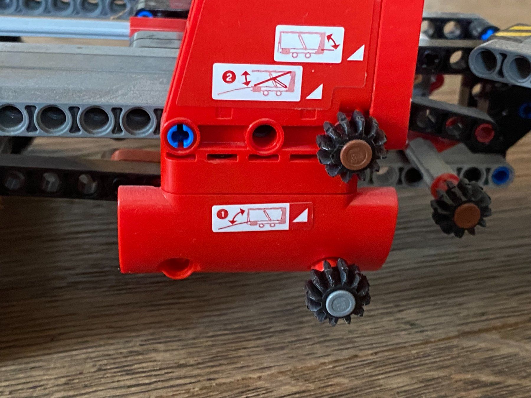Lego Jeux de construction: Lego Technic Autotransporter 42098 – D'occasion à Affoltern am Albis par Suterp 3