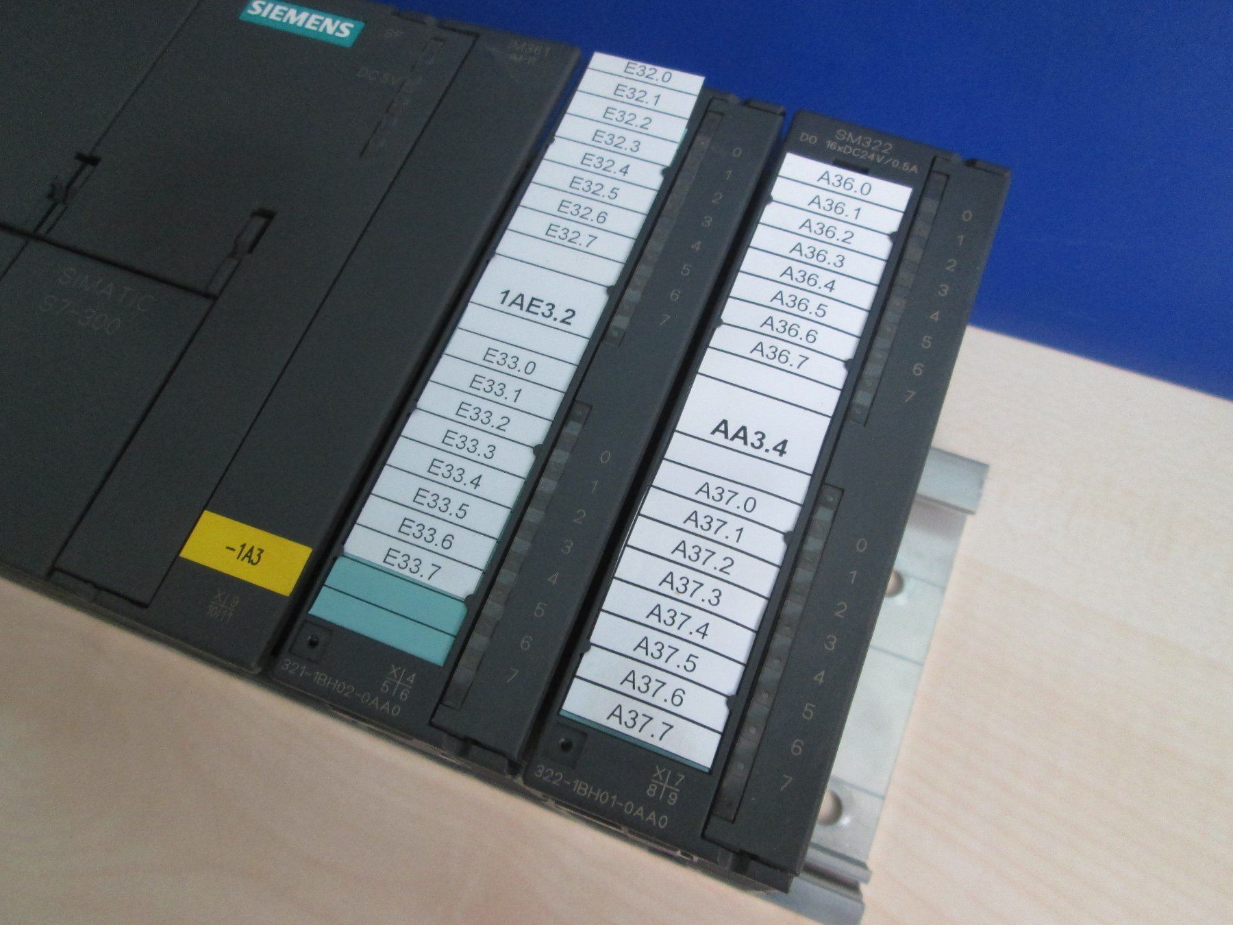 Siemens Componenti elettronici: Siemens Simatic S7-300 SPS Baugruppe – Usato da Steffisburg venduto da Schwabis 5