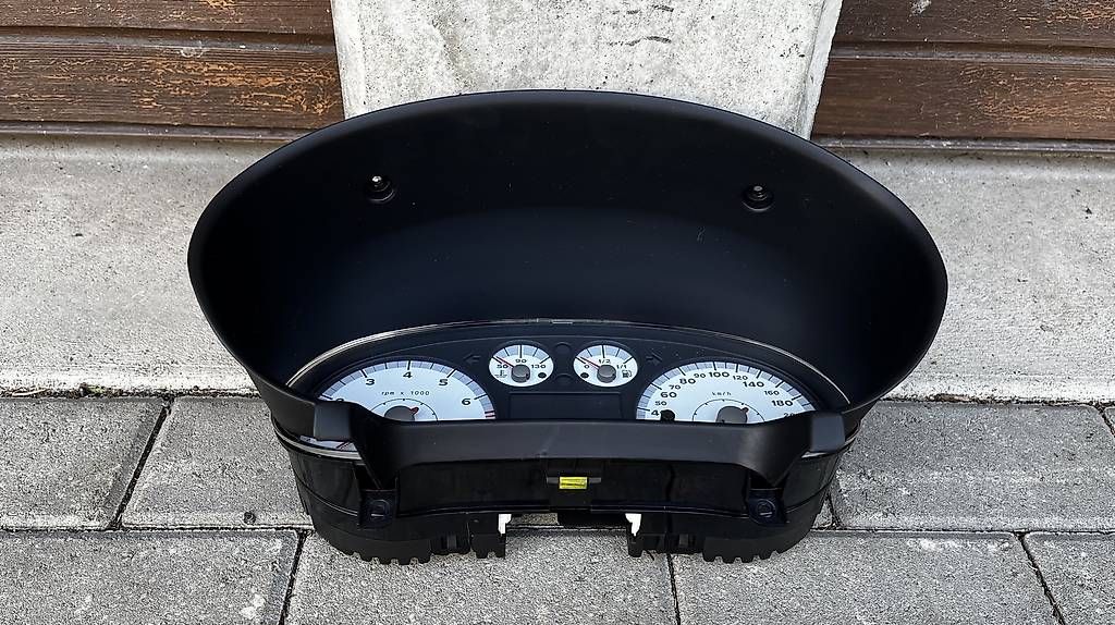 Tutti pezzi di ricambio auto: Seat Leon 1M Cupra R Tacho VDO – Usato da Münsingen venduto da X.ANGELO.X 2