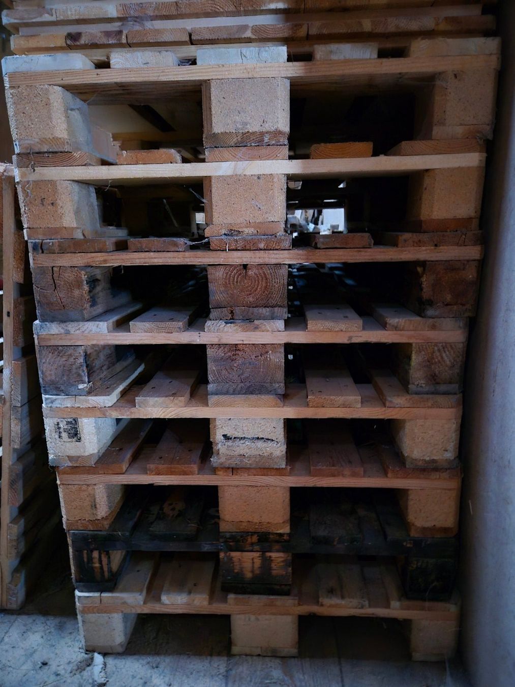 Articoli in legno: Euro Palette – Usato da Schangnau venduto da HeidiK03