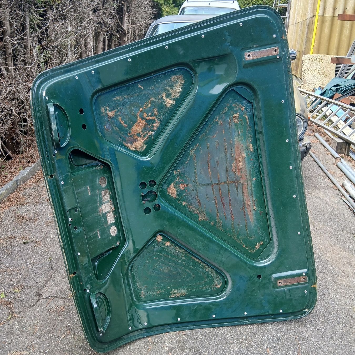 Jaguar Tutti pezzi di ricambio auto: Capot de coffre Jaguar Mk10 ou 420g – Usato da la heutte venduto da Auto-stock 2