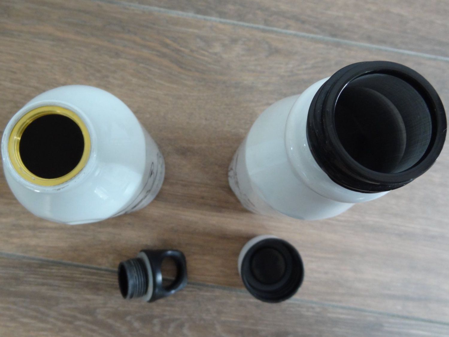 Borracce & Thermos: Lot de 2 gourdes ! – Usato da Satigny venduto da salvatore73 4