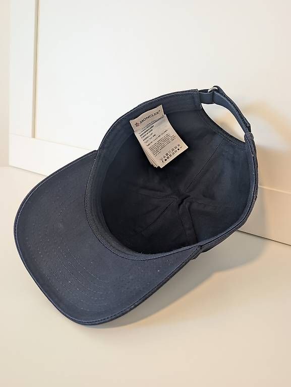 Moncler Sonstige Kleidung & Accessoires: Moncler Cap – Gebraucht aus St. Moritz von kos_97nf 2