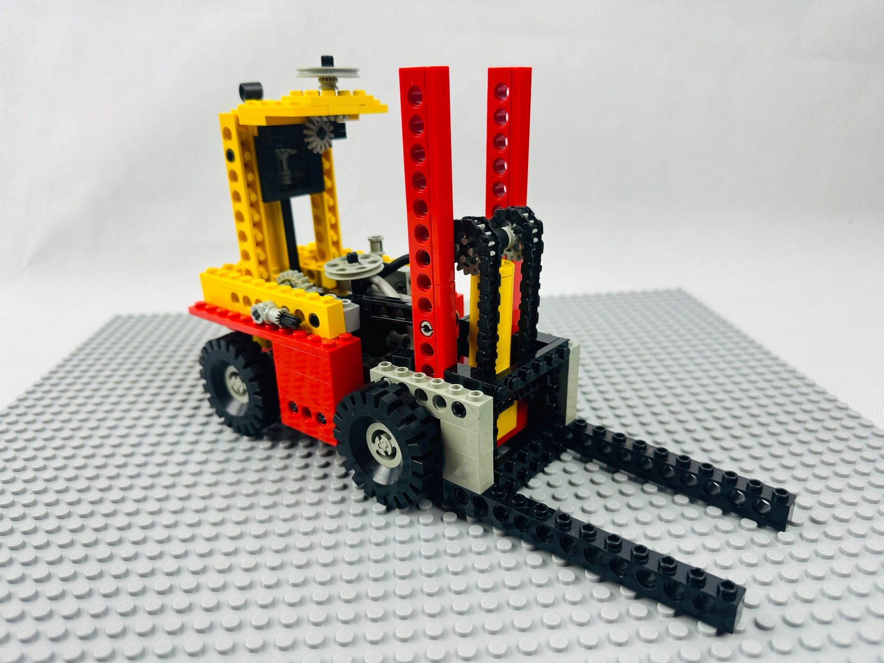 Lego Baukästen: Lego Technic 8843 Pneumatic Gabelstabler 99% komplett – Gebraucht aus Kappel SO von MyFunBox 1