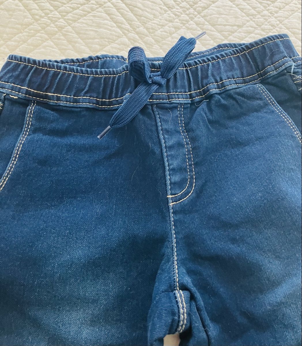Pantalons: Jeans 8 ans NEW – Neuf (Voir description) à Clarens par Piluka 1