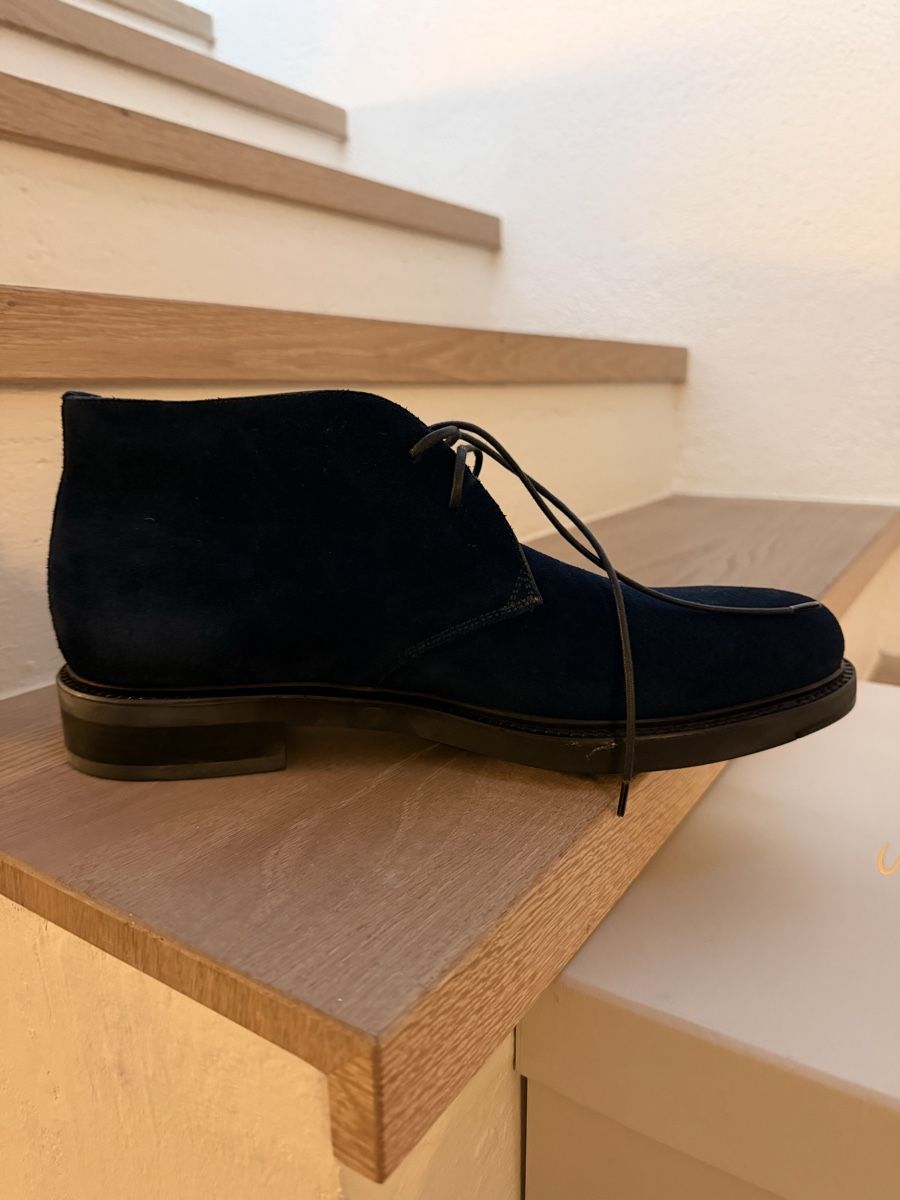 Santoni Herrenschuhe: Santoni Ankle Boots Dunkelblau Wildleder  – Neu und originalverpackt aus Oberwil b. Zug von eli_q5dp 1