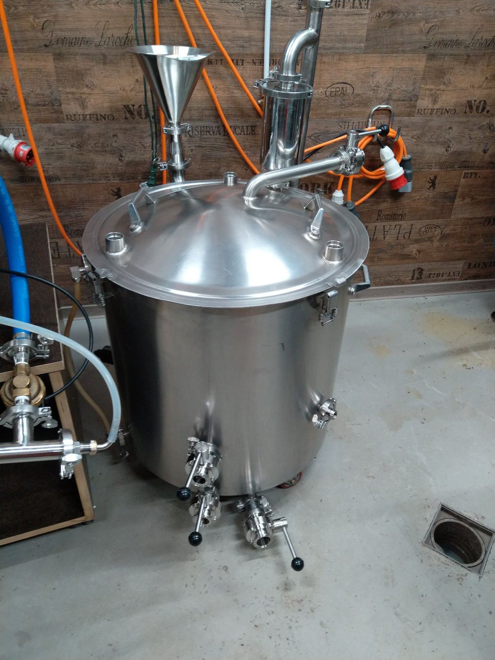 Elettrodomestici da cucina: Professionelle Brauanlage BT140 – Usato da susten venduto da Aloha01 1