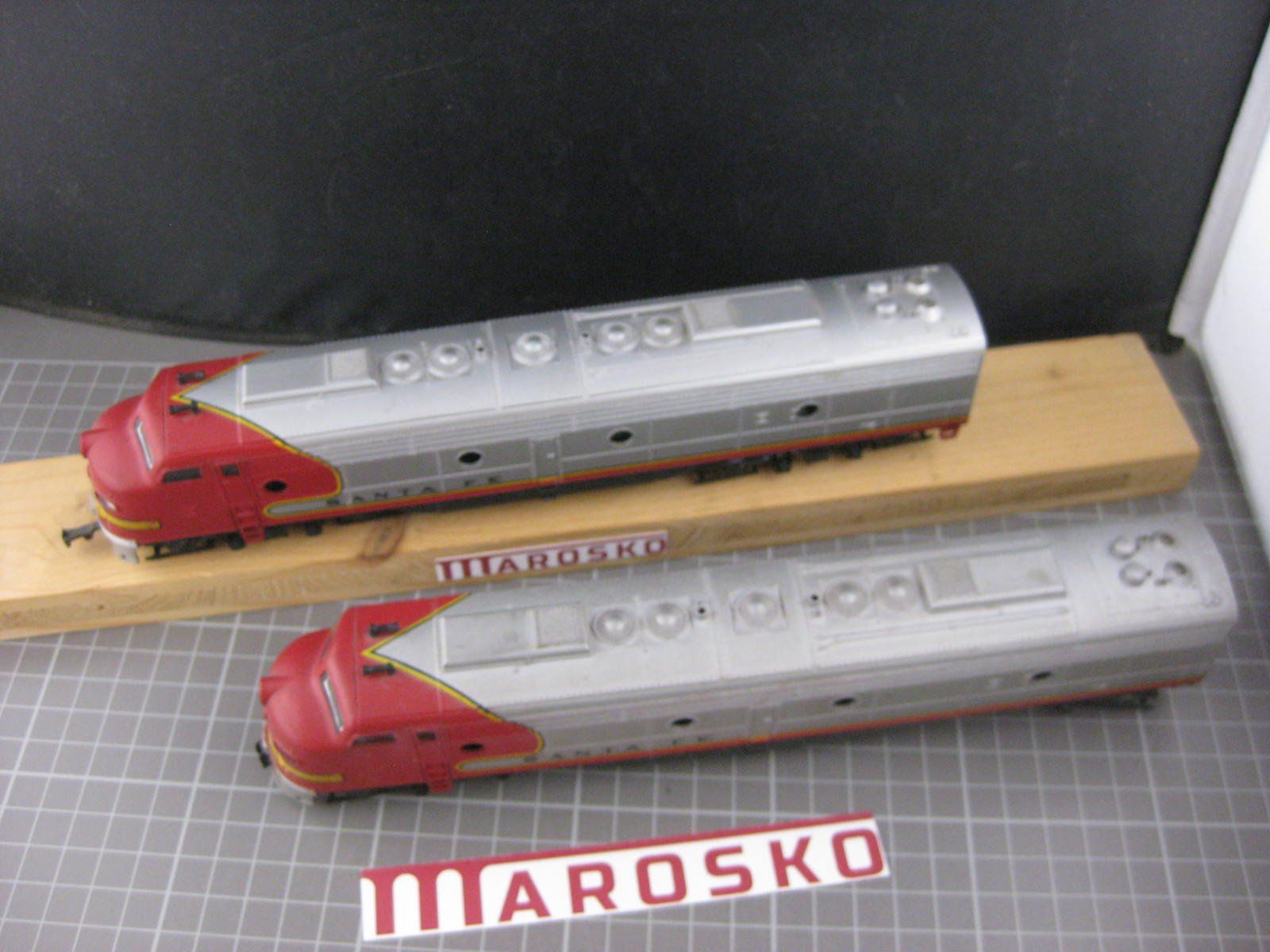 Rivarossi Modelleisenbahnen: Rivarossi Santa Fe Doppel Lokomotive, DC – Gebraucht aus Malters von Marosko 3
