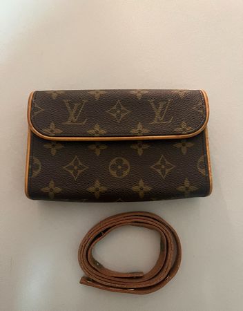 Louis Vuitton Pochette