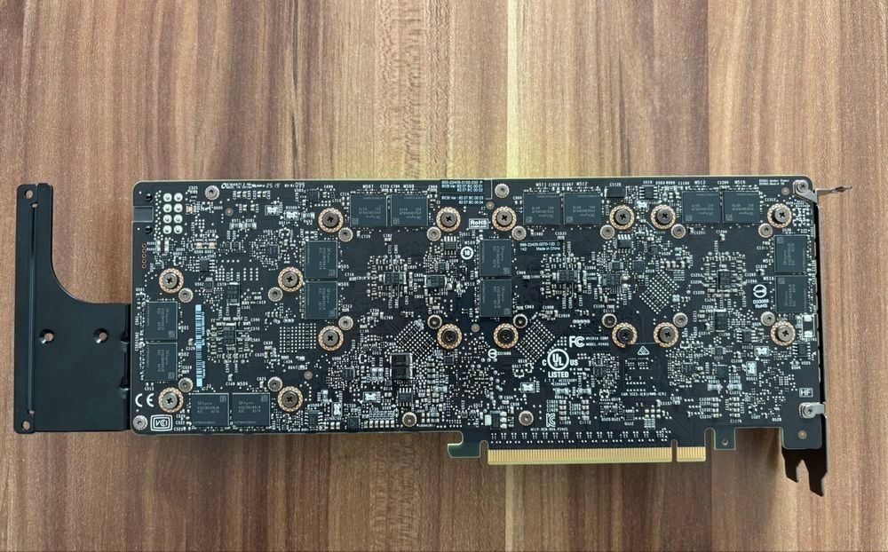 Nvidia Cartes graphiques: GPU Nvidia Tesla M10 Quad 32GB + extender – D'occasion à Erlenbach ZH par ultraSale 3