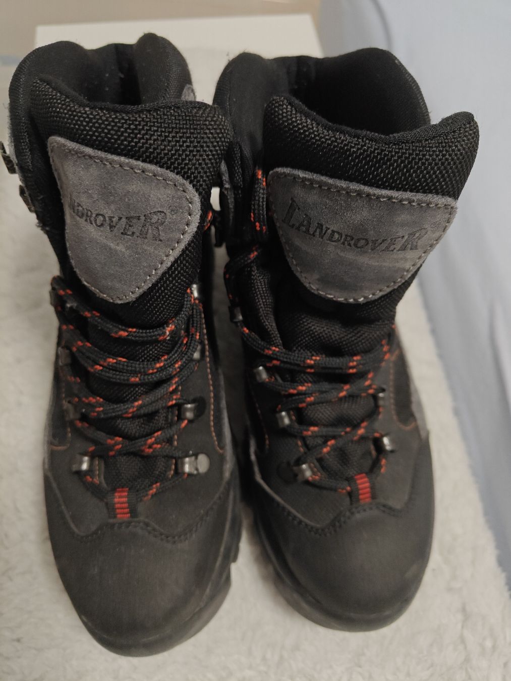 Landrover Herrenschuhe: Wanderschuhe Landrover schwarz Grösse 40  – Gebraucht aus Rorschach von Laboumedeluxe