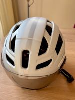 Velohelm UVEX Finale Visor - hochwertig, mit LED-Licht!