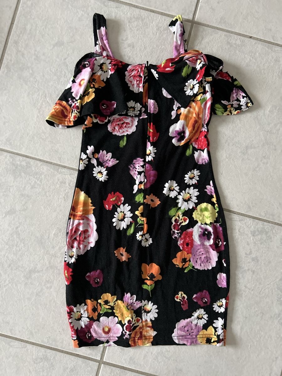 Vestiti & Gonne: Kleid Gr 128/134 – Usato da Lostorf venduto da Venice16 1