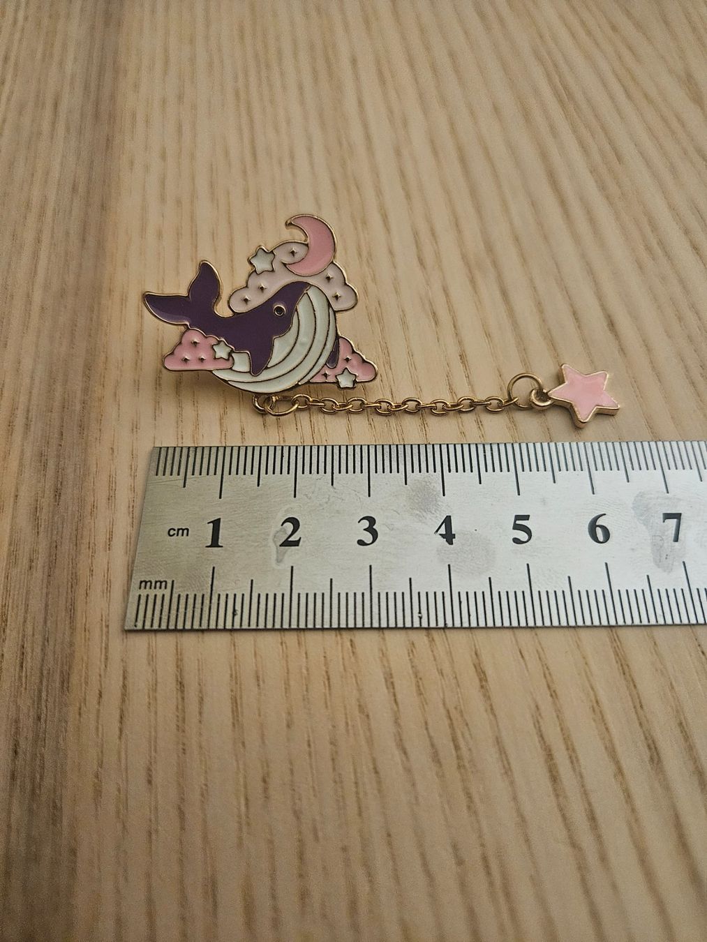 Placchette & Badge: Wal - Pin Badge Anstecker – Usato da Luzern venduto da Lucan_Valerius