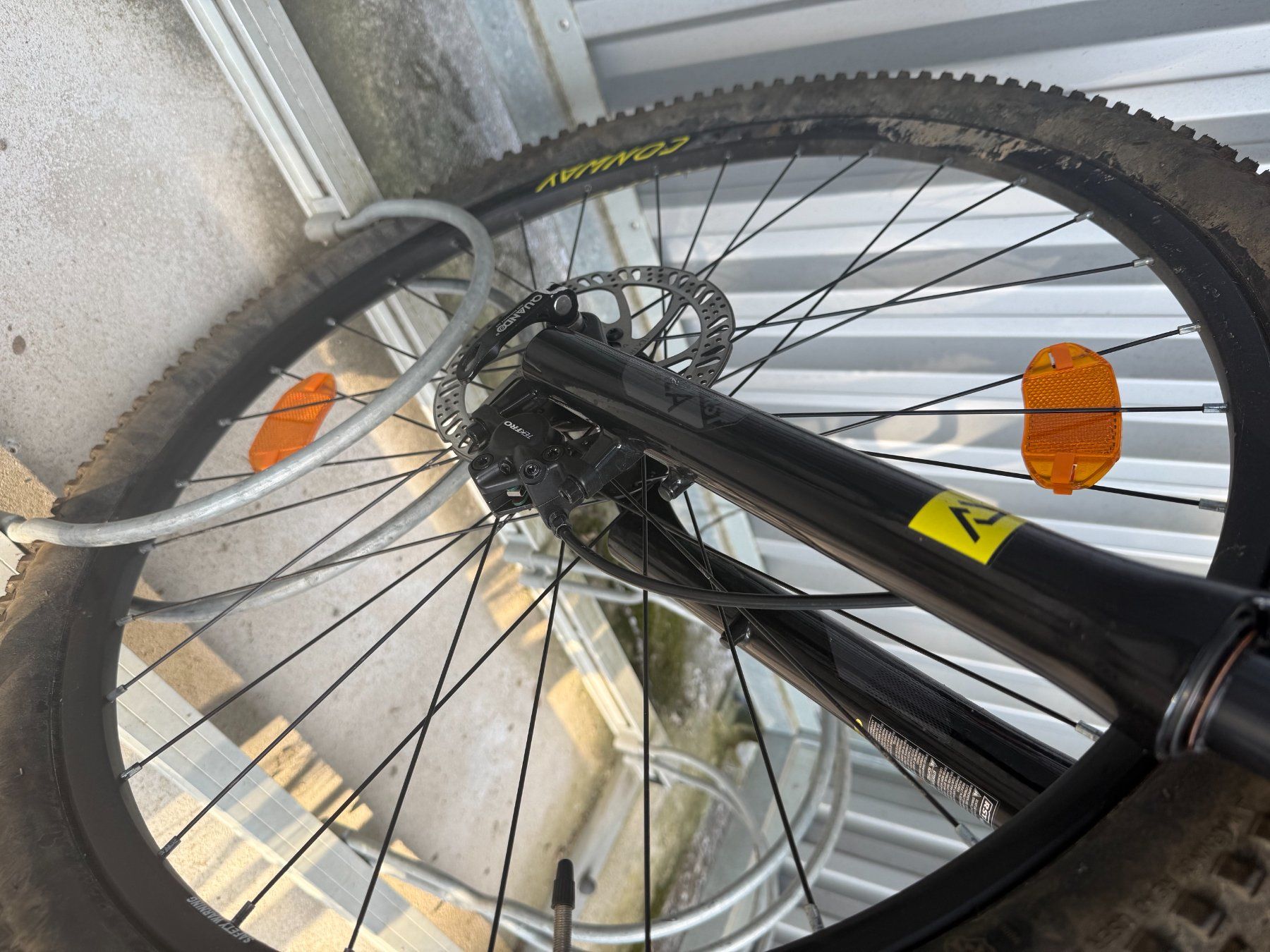 Biciclette: VTT Conway gris jaune taille M état comme neuf – Usato da Fribourg venduto da odandois 2