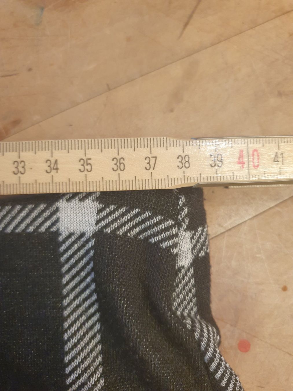 Orsay Röcke: Orsay Damenjupe Kariert Grösse 38 – Gebraucht aus Zürich von loosebone 3