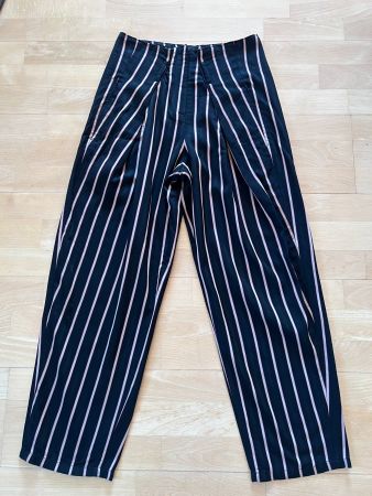 MARCCAIN Damen Hose, Gr. 27, Gr. 38, Schwarz