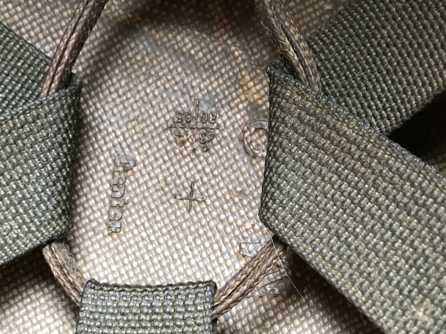 Uniformi & Effetti personali: us army helm – Usato da Bazenheid venduto da orlando666 1