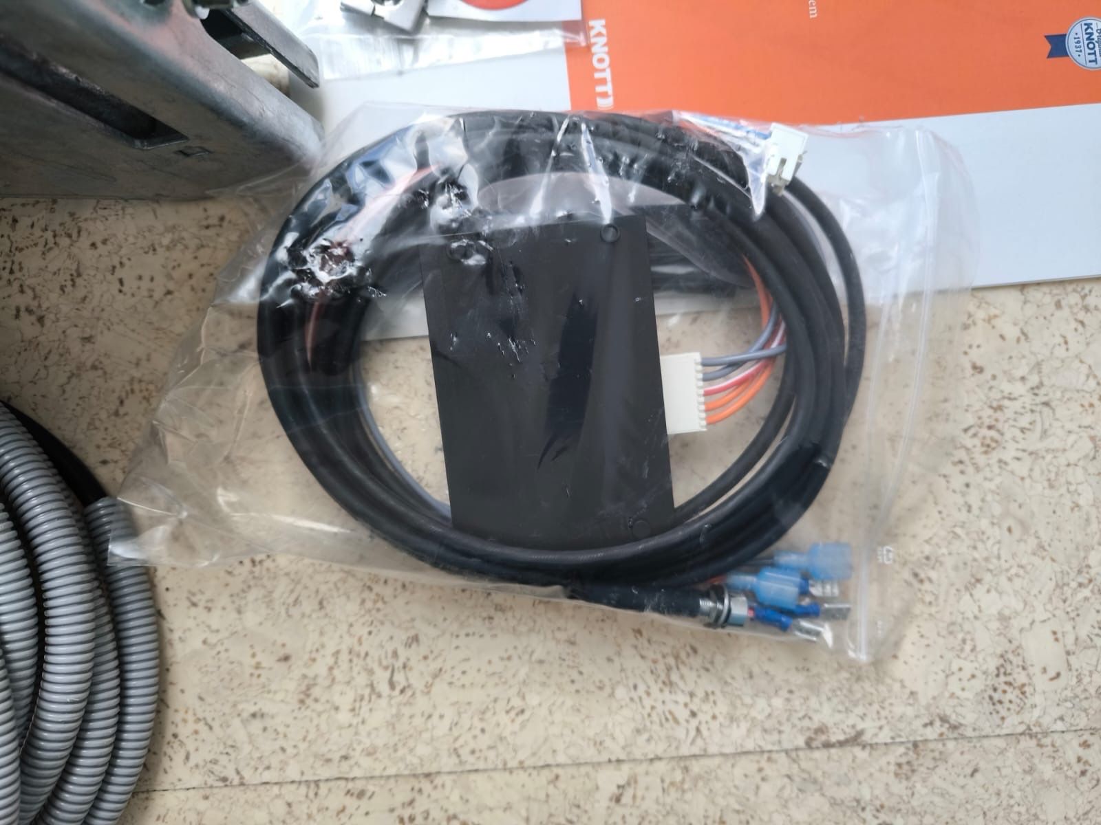 Supporti a parete: Knott Stabilisierungssystem ETS plus 001 – Nuovo (secondo la descrizione) da Berneck venduto da sch_c2nv 3
