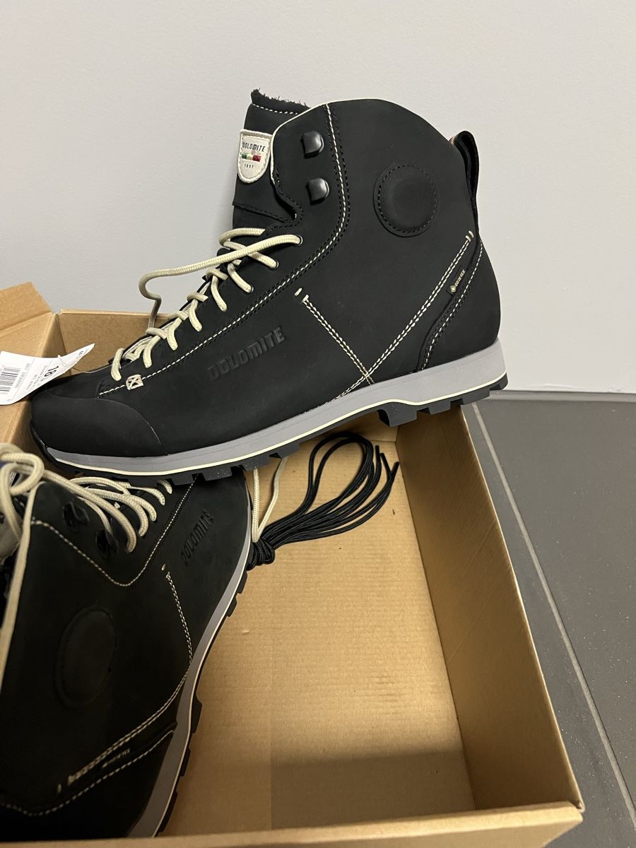 Dolomite Herrenschuhe: Dolomite Herrenschuhe Gr: 44 1/2 – Neu und originalverpackt aus Holziken von 181281 3