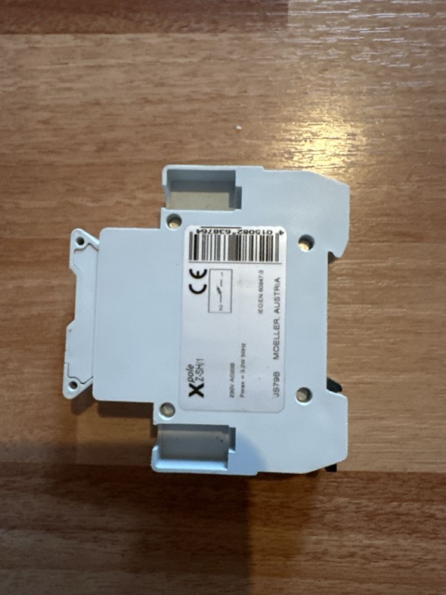 Interruttori: Moeller X Pole Z-SH/1 – Usato da Wald AR venduto da sim_m9vw 1
