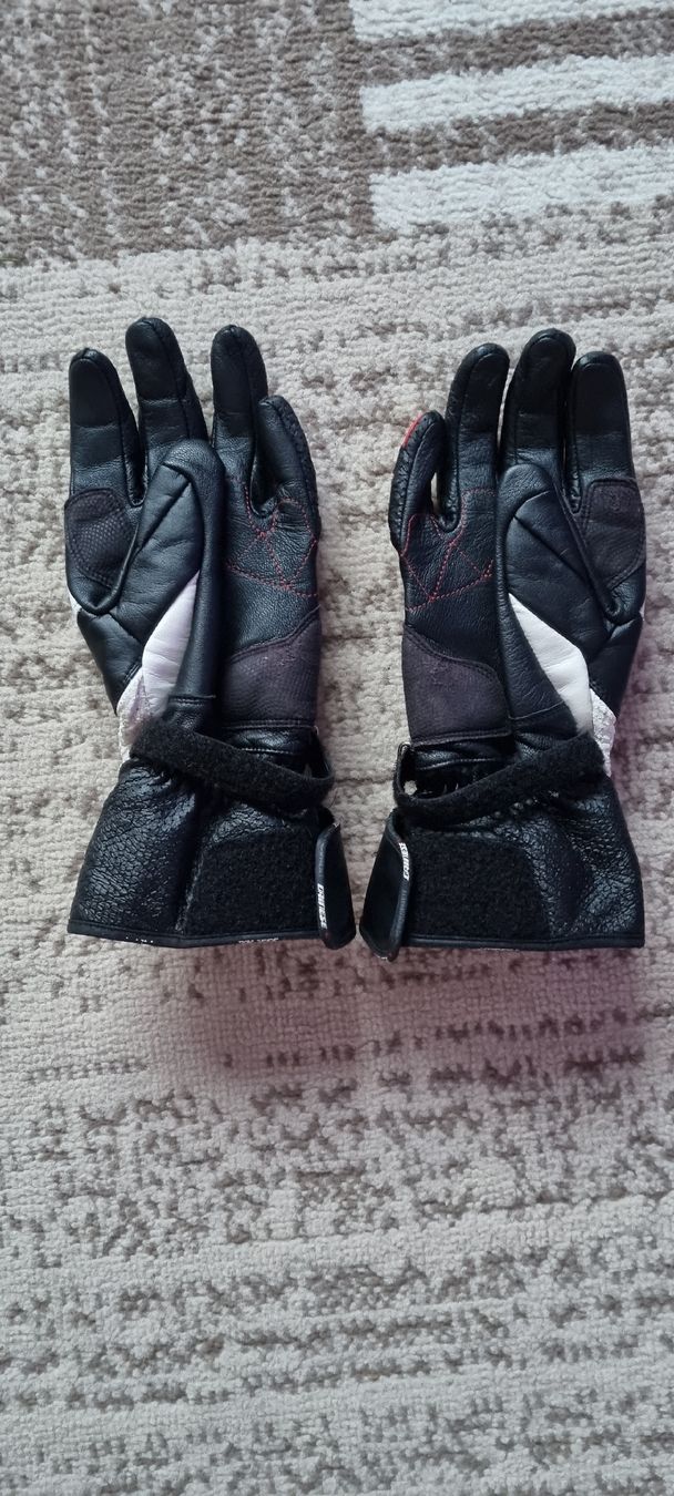 Dainese Autres accessoires hommes: Guanti Dainese – D'occasion à Lamone par Ang_b86y 1
