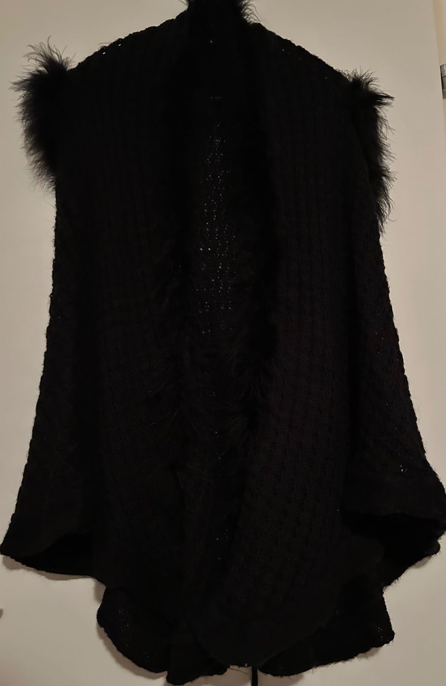 Gilet & Giacche senza maniche: ***raffiniertes Gilet mit Flausch***Gr.L – Usato da Winterthur venduto da stella67