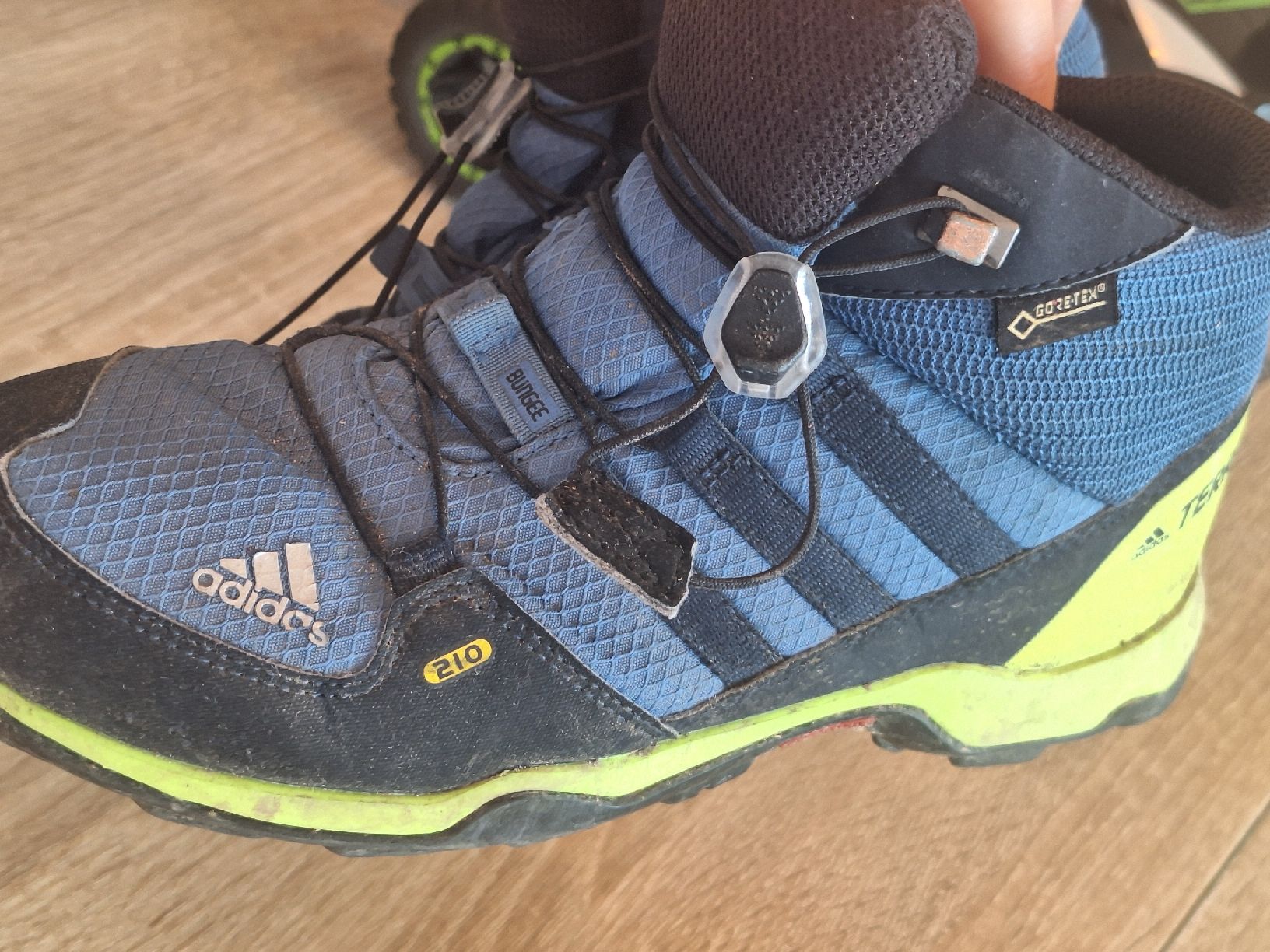 Adidas Scarpe da uomo: adidas Terrex 35.5 Wanderschuh – Usato da obfelden venduto da claudia.horni 7