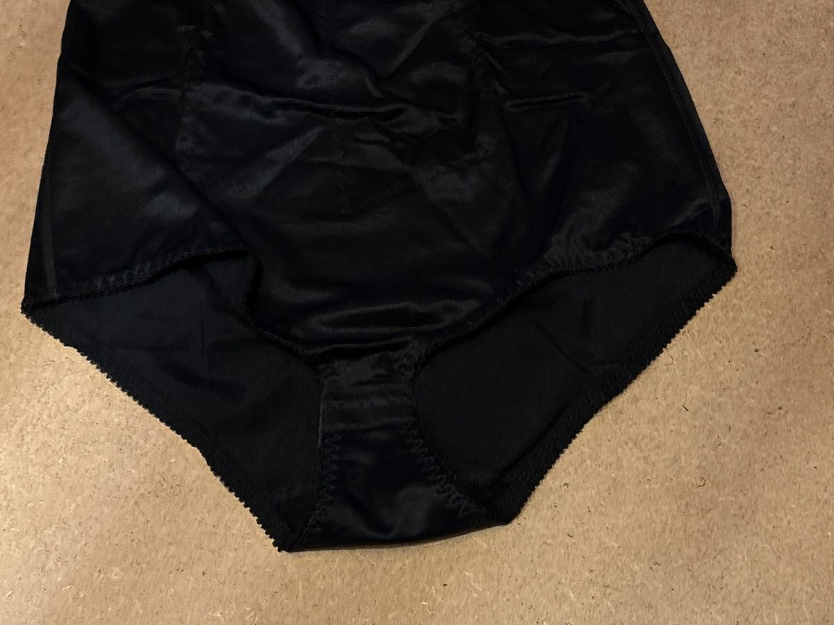 Altra biancheria intima: Kompressions Unterbrust Body – Nuovo (secondo la descrizione) da Rümlang venduto da Sambas19 3