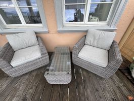 Gartenmöbel 2 Sessel 1 Tisch guter Zustand